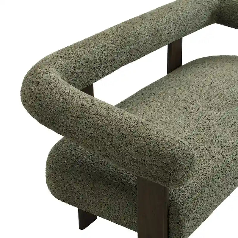 Sofá biplaza tapizado verde y marrón con estructura de madera de caucho