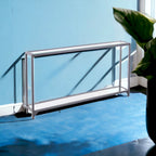 Mesa consola de espejo y cristal con marco de metal y estante - 56 L x 8 An x 29 Al