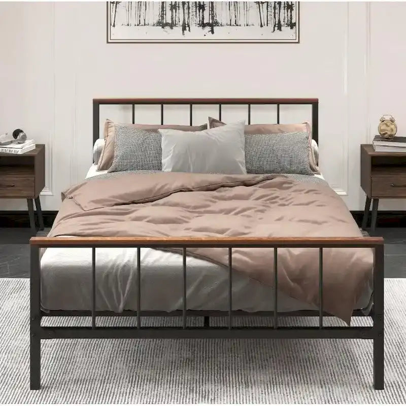 Cama Queen de plataforma de metal negro con cabecero