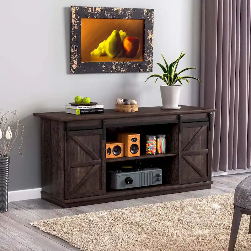 Mueble de TV con puerta de granero estilo rústico en blanco/espresso/roble, 2 estantes, para televisores de hasta 65", requiere montaje de 1 persona