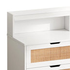 Mueble de almacenamiento con cajones de ratán blanco con luces LED y toma de corriente, ideal para dormitorio y sala de estar, tamaño 43.31